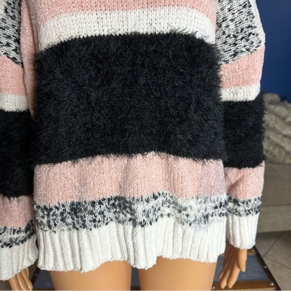 Marc New York Fuzzy Knit Sweater - Picture 3 of 10